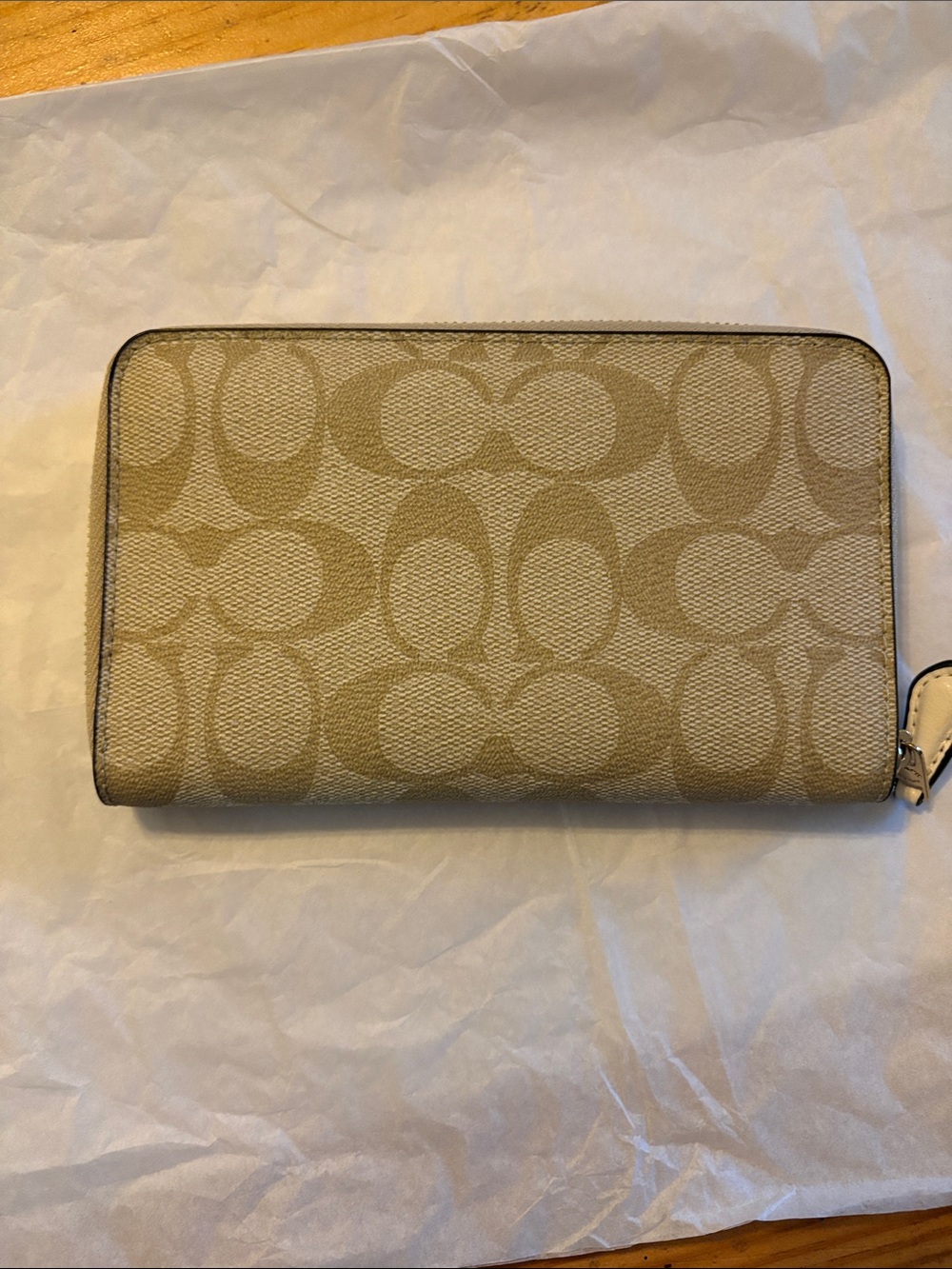 Coach medium zip wallet - Picture 2 of 4